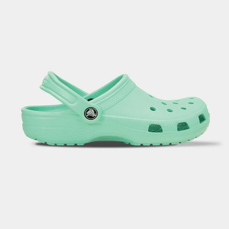 Crocs_min_8_first
