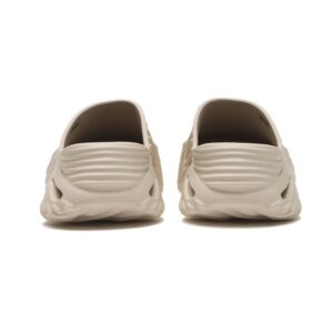Echo Wave Clog Almond