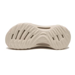 Echo Wave Clog Almond
